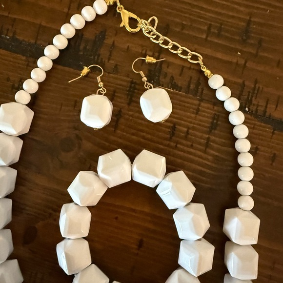 Wilma flinstone jewelry for costume - Picture 2 of 2